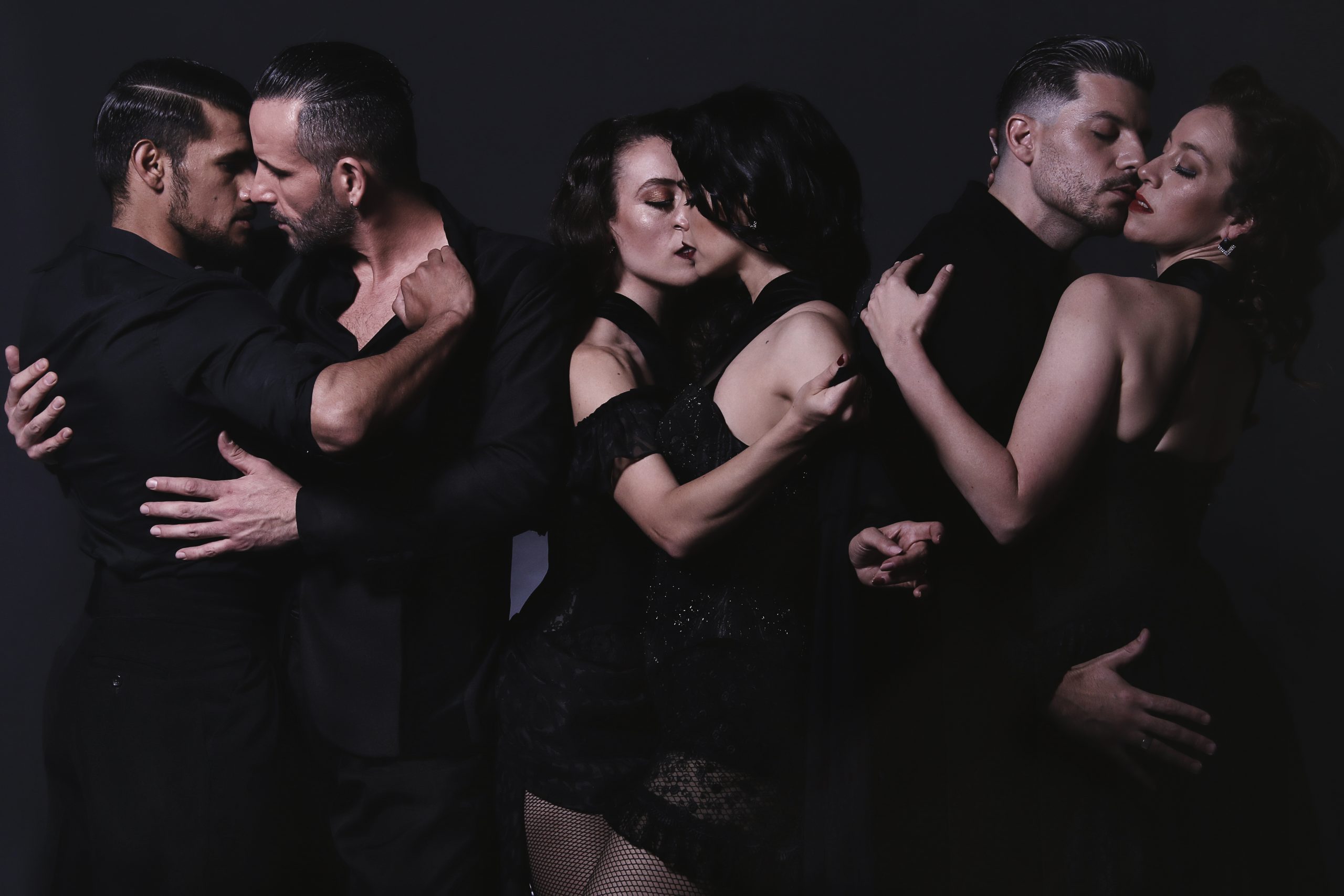sensual-show-black-tango-be-moved-argentina-australia-españa